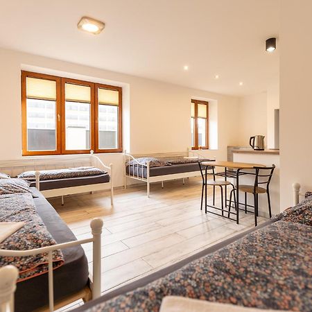 Apartmany Holiday Острава Екстер'єр фото