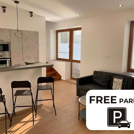 Apartmany Holiday Острава Екстер'єр фото