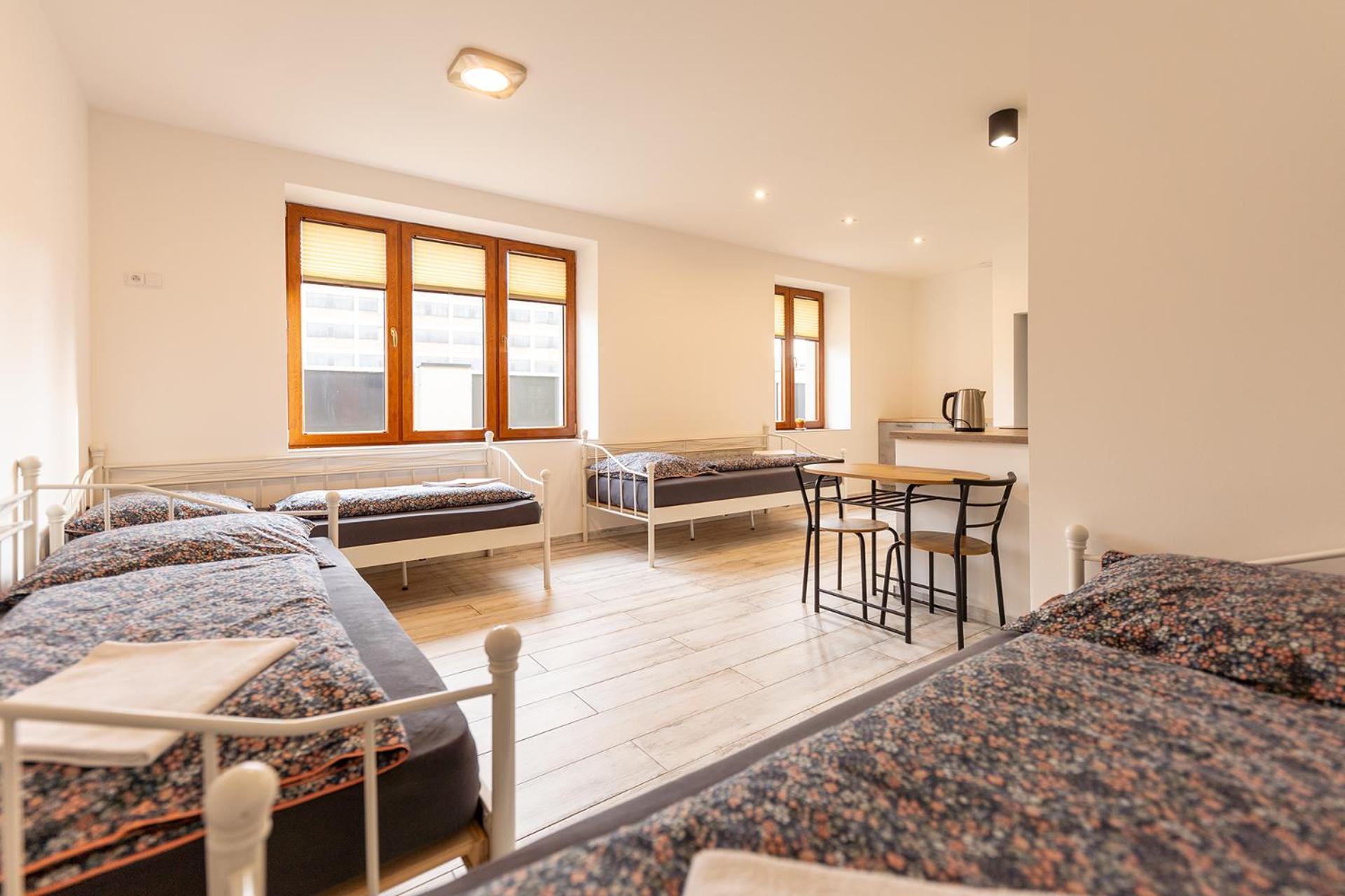 Apartmany Holiday Острава Екстер'єр фото