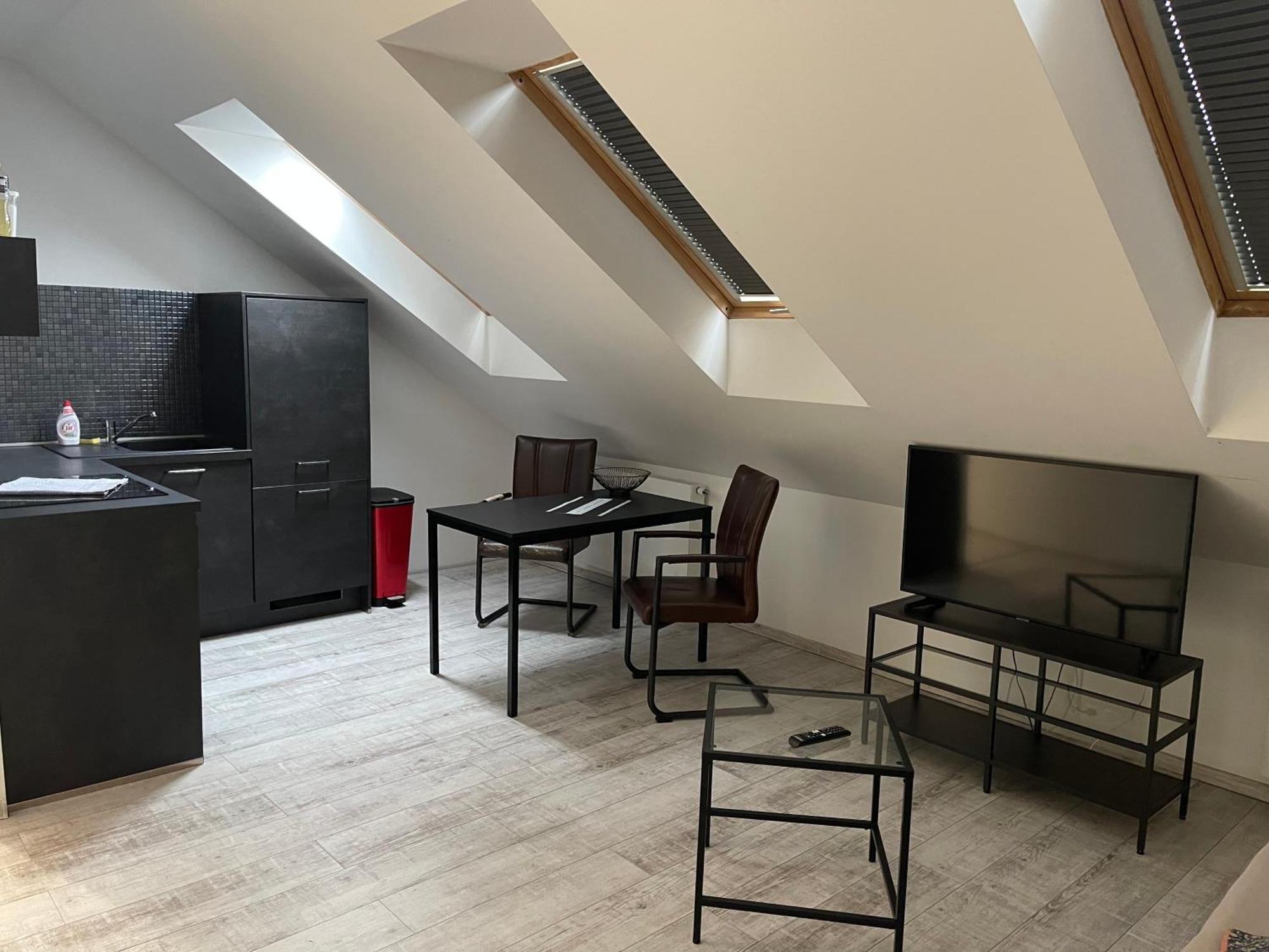 Apartmany Holiday Острава Екстер'єр фото